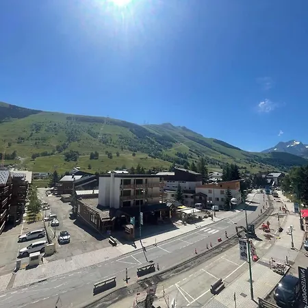 Equinoxe - Face Aux Pistes En Centre De Station Mae-5291